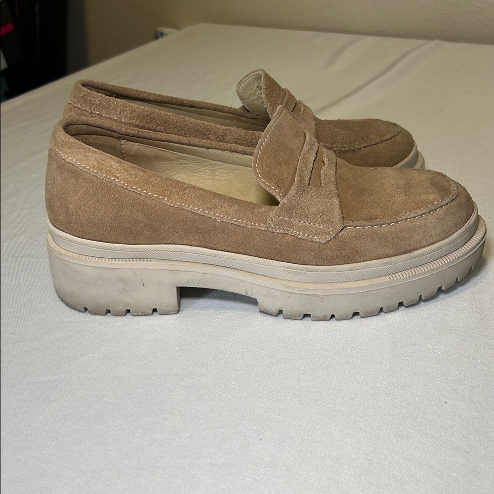 Patina Zoe Suede Slip On Platform Loafers Chunky Tan Round Toe Size 8.5 - Picture 2 of 16